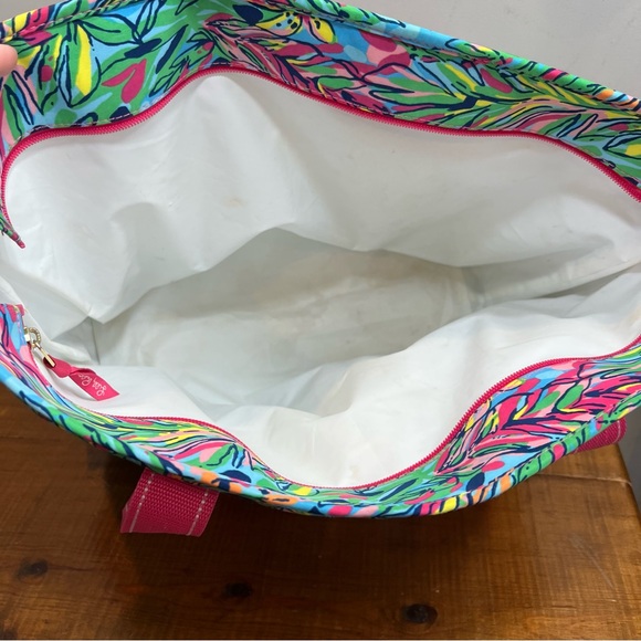 Lilly Pulitzer insulated market shopper, tote bag in bringing mermaid back print - Picture 9 of 10